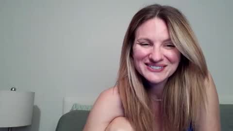 heyitsansley online show from 05/03/26, 01:55