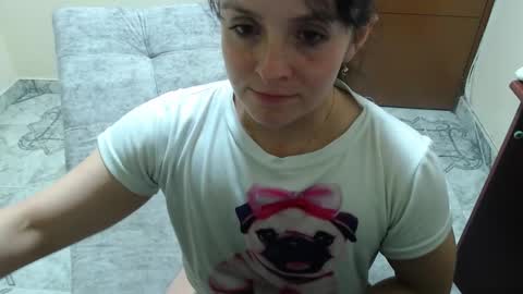 Snapshot of antara_girl chatting on 11/11/25, 10:21 PAMELA online show from 11/11/25, 10:21