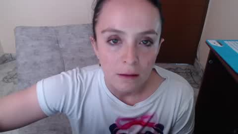 Snapshot of antara_girl chatting on 06/19/26, 08:56 PAMELA online show from 06/19/26, 08:56
