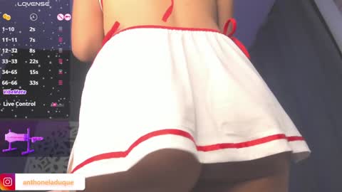 anthonelaDuque online show from 01/05/25, 06:13