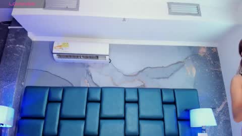 Snapshot of anthoneladuque chatting on 11/28/25, 12:19 anthonelaDuque online show from 11/28/25, 12:19