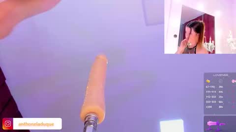 Snapshot of anthoneladuque chatting on 12/15/25, 02:16 anthonelaDuque online show from 12/15/25, 02:16