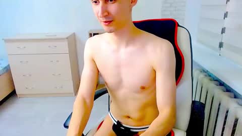 Snapshot of anthony_broown chatting on 10/22/25, 09:47 anthony_broown online show from 10/22/25, 09:47