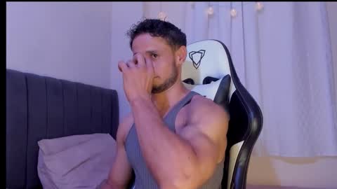 Adonys Creeb online show from 09/10/25, 05:51