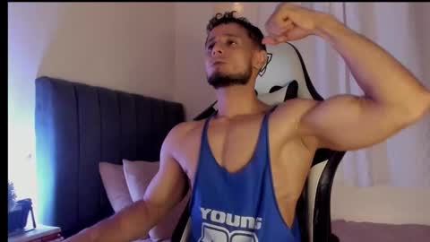 Adonys Creeb online show from 09/23/25, 04:59