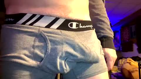 Snapshot of anthony_whitestallion chatting on 12/30/24, 10:12 Anthony online show from 12/30/24, 10:12