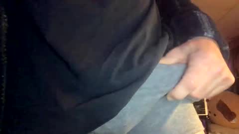 Snapshot of anthony_whitestallion chatting on 01/08/25, 12:05 Anthony online show from 01/08/25, 12:05