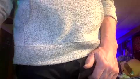 Snapshot of anthony_whitestallion chatting on 02/08/25, 08:32 Anthony online show from 02/08/25, 08:32