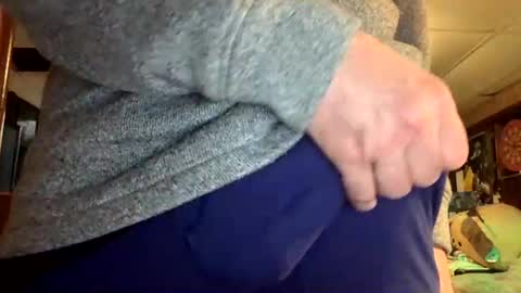 Snapshot of anthony_whitestallion chatting on 02/25/25, 07:25 Anthony online show from 02/25/25, 07:25