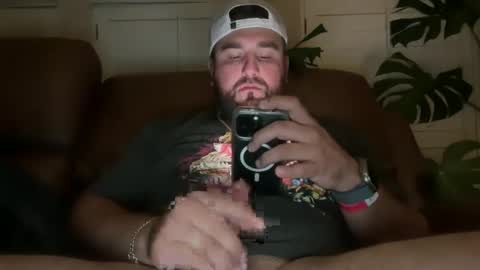 Snapshot of anthoss22 chatting on 10/05/25, 01:37 anthoss22 online show from 10/05/25, 01:37