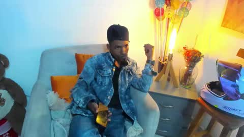 Snapshot of anthoy_wayans chatting on 03/18/26, 12:47 online show from 03/18/26, 12:47