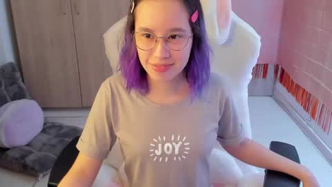 Snapshot of anto_sweet18 chatting on 03/26/26, 01:01 My birthday is on december 2nd surprise me with a gift from my amazonlist online show from 03/26/26, 01:01