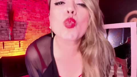 Antonella online show from 02/28/26, 08:32