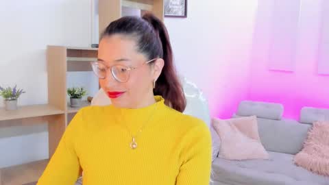 Antonella online show from 09/29/25, 12:10