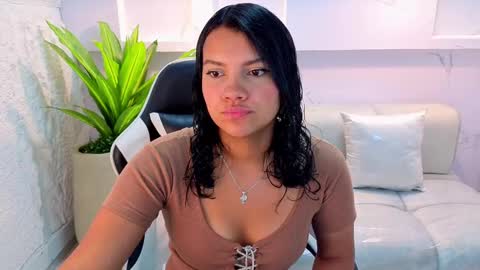 Antonela online show from 09/17/25, 12:40