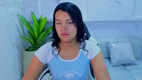 Antonela online show from 09/24/25, 01:03