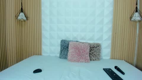 Antonella online show from 09/16/25, 04:08