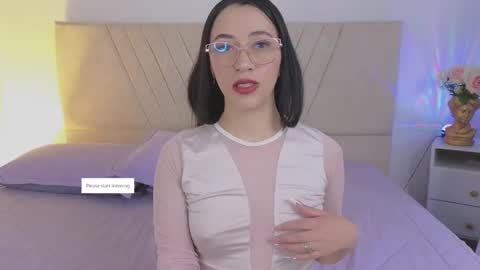 Snapshot of antonella01_cf chatting on 11/11/25, 08:53 antonella online show from 11/11/25, 08:53