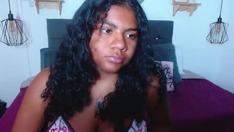 Snapshot of antonella_1219 chatting on 04/30/26, 04:35 Antonella online show from 04/30/26, 04:35