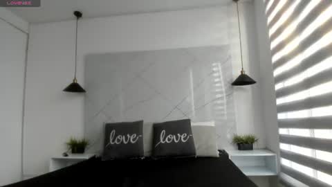 Snapshot of antonella__rouse chatting on 07/16/26, 09:32 Antonella online show from 07/16/26, 09:32
