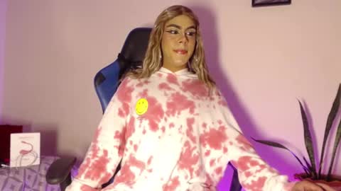 Antonella online show from 11/07/25, 03:39