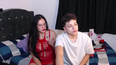 Snapshot of antonella_cruz02 chatting on 04/01/26, 04:02 anto ford02 online show from 04/01/26, 04:02