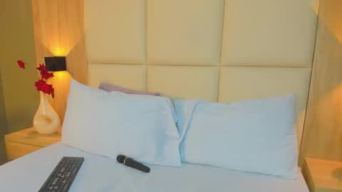 Snapshot of antonella_cutie_ chatting on 03/12/26, 12:22 A N T O N E L L A online show from 03/12/26, 12:22