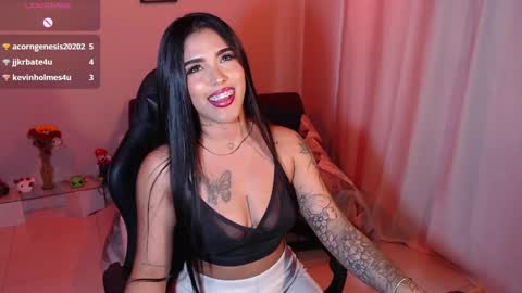 Snapshot of antonella_miller19 chatting on 05/22/26, 05:18 Antonella online show from 05/22/26, 05:18