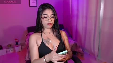 Snapshot of antonella_miller19 chatting on 06/16/26, 01:47 Antonella online show from 06/16/26, 01:47