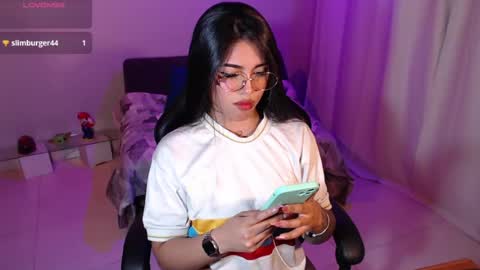 Snapshot of antonella_miller19 chatting on 06/18/26, 05:51 Antonella online show from 06/18/26, 05:51