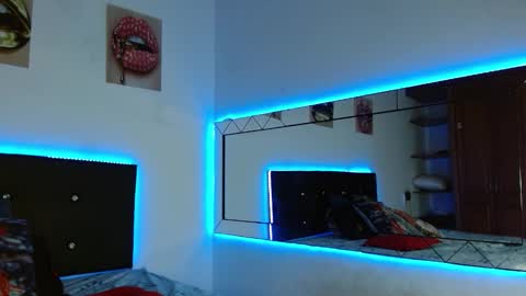 antonella online show from 10/26/25, 04:35