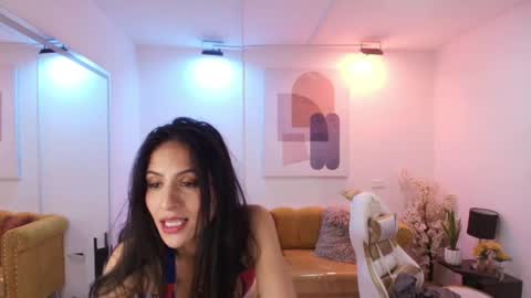 Snapshot of antonella_rivers chatting on 05/11/26, 04:04 Antonella. online show from 05/11/26, 04:04