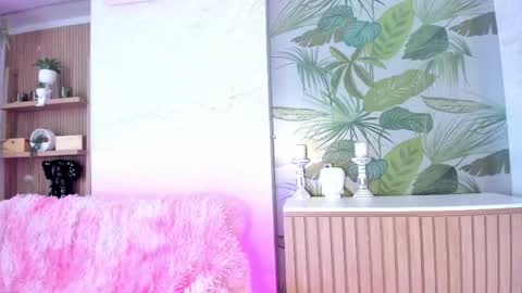 Snapshot of antonella_rossi24 chatting on 06/06/26, 07:40 Antonella Rossi online show from 06/06/26, 07:40