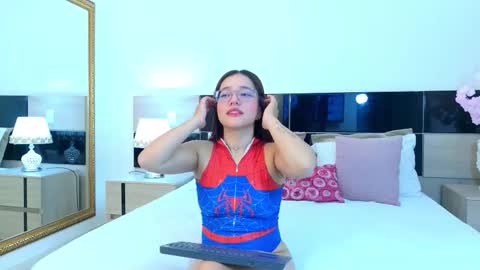 Snapshot of antonellabons chatting on 03/19/26, 06:06 Antonella online show from 03/19/26, 06:06