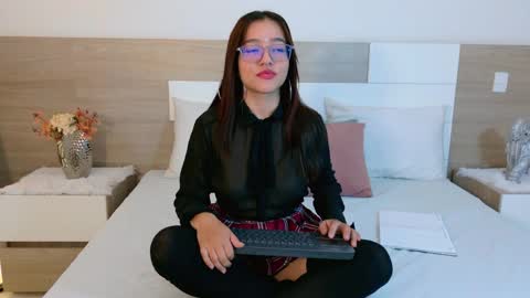 Snapshot of antonellabons chatting on 03/28/26, 03:28 Antonella online show from 03/28/26, 03:28