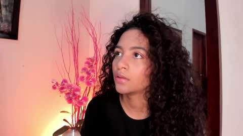 Snapshot of antonellahall_ chatting on 04/02/26, 06:38 AntonellaHall online show from 04/02/26, 06:38