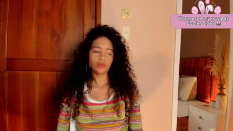 Snapshot of antonellahall_ chatting on 04/04/26, 06:16 AntonellaHall online show from 04/04/26, 06:16