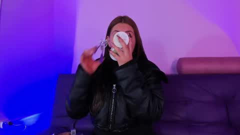 Snapshot of antonellajohnston chatting on 10/23/25, 12:04 Antonellajohnston online show from 10/23/25, 12:04