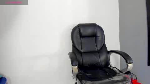 ANTONELLE  online show from 01/07/25, 10:54