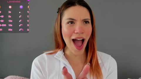 Antonella  online show from 10/08/25, 01:09