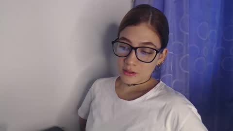 antonia0824 online show from 02/13/26, 07:10