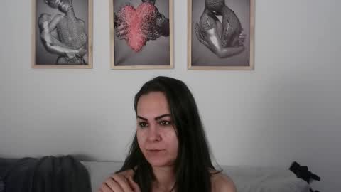 Antonia online show from 01/19/26, 04:49