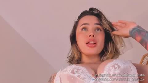 Snapshot of antonia_savatto_ chatting on 02/09/25, 06:37 o ANTO online show from 02/09/25, 06:37