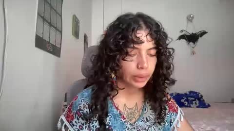 Antonia online show from 12/02/25, 05:08