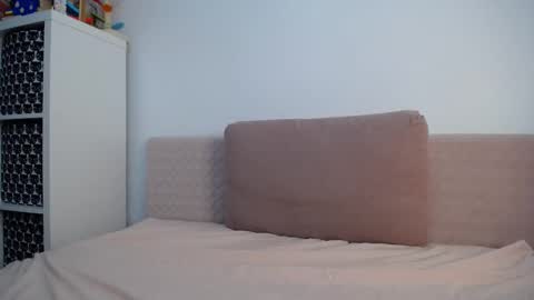 Antonia online show from 02/28/25, 03:48