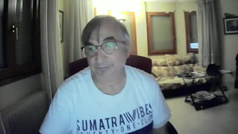 Snapshot of antonio2605 chatting on 12/08/24, 02:39 Antonio online show from 12/08/24, 02:39