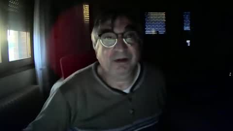 Snapshot of antonio2605 chatting on 12/20/24, 07:44 Antonio online show from 12/20/24, 07:44