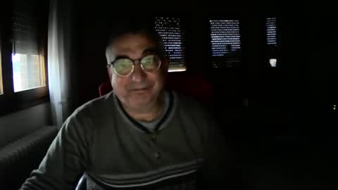 Snapshot of antonio2605 chatting on 01/06/25, 07:52 Antonio online show from 01/06/25, 07:52