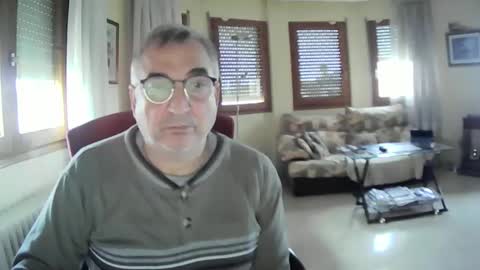 Snapshot of antonio2605 chatting on 01/11/25, 01:32 Antonio online show from 01/11/25, 01:32