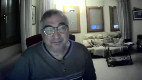Snapshot of antonio2605 chatting on 01/22/25, 10:05 Antonio online show from 01/22/25, 10:05